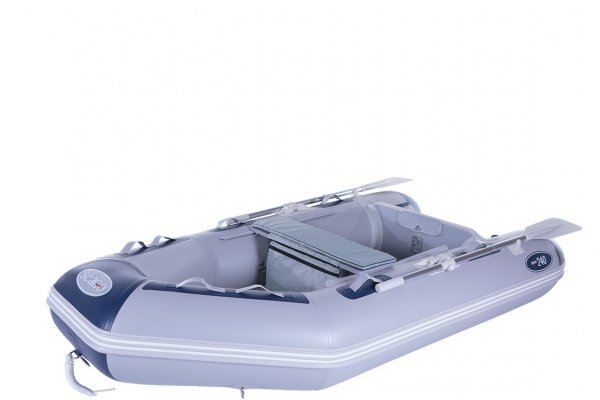 Boats & Kayaks