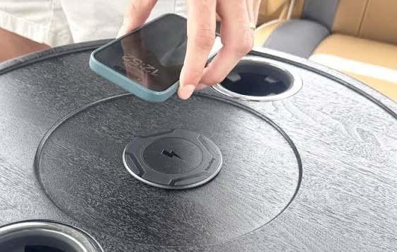 AquaAmp AquaAmp 100 Series Waterproof Wireless Charger